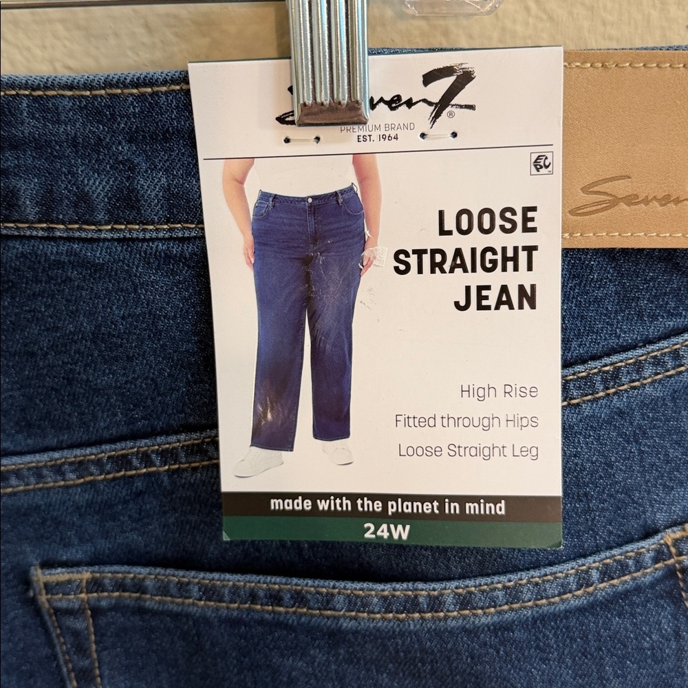 NWT Size 24W Seven7 Loose Straight Jean